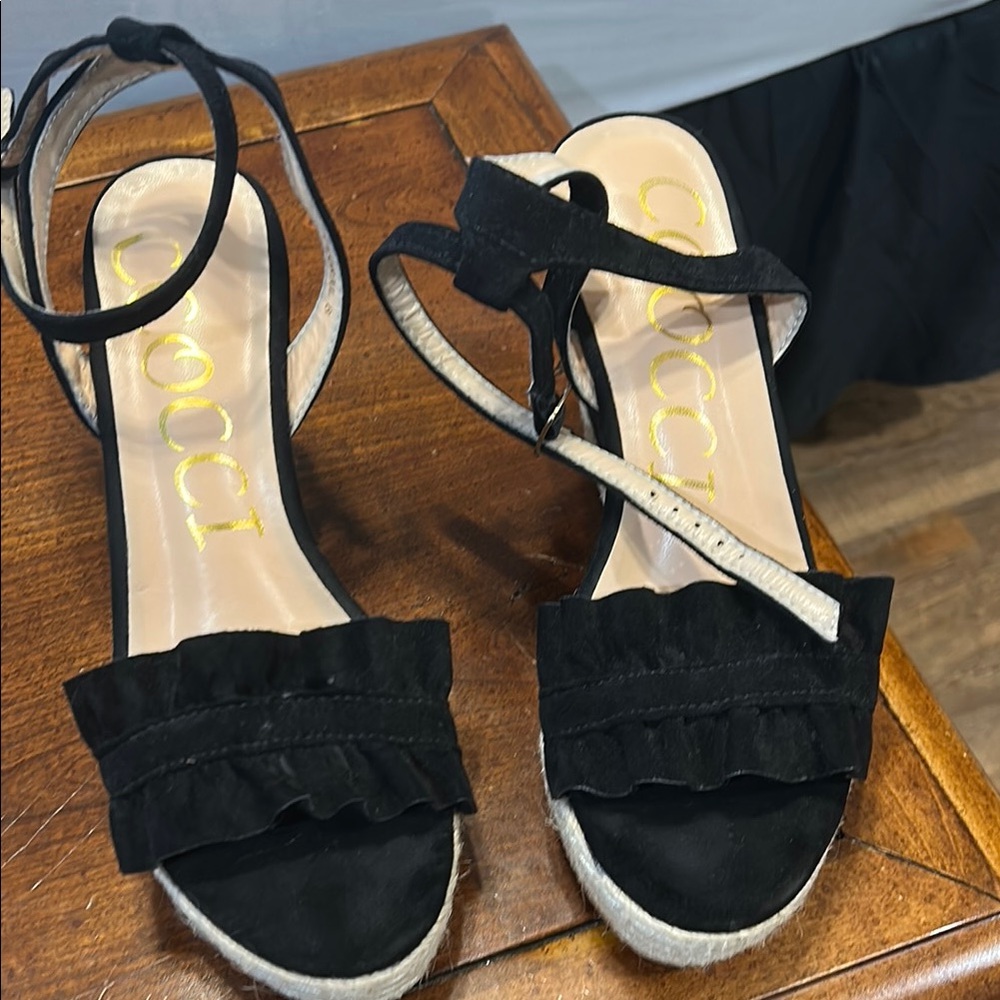 Gucci Women's Black Espadrille Sandals